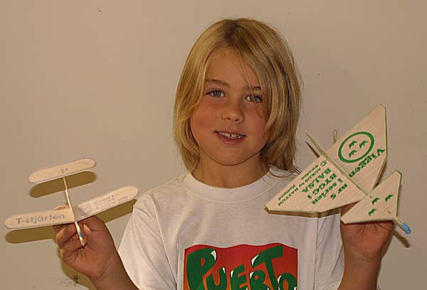 Duncan with his ACKUS Gliders